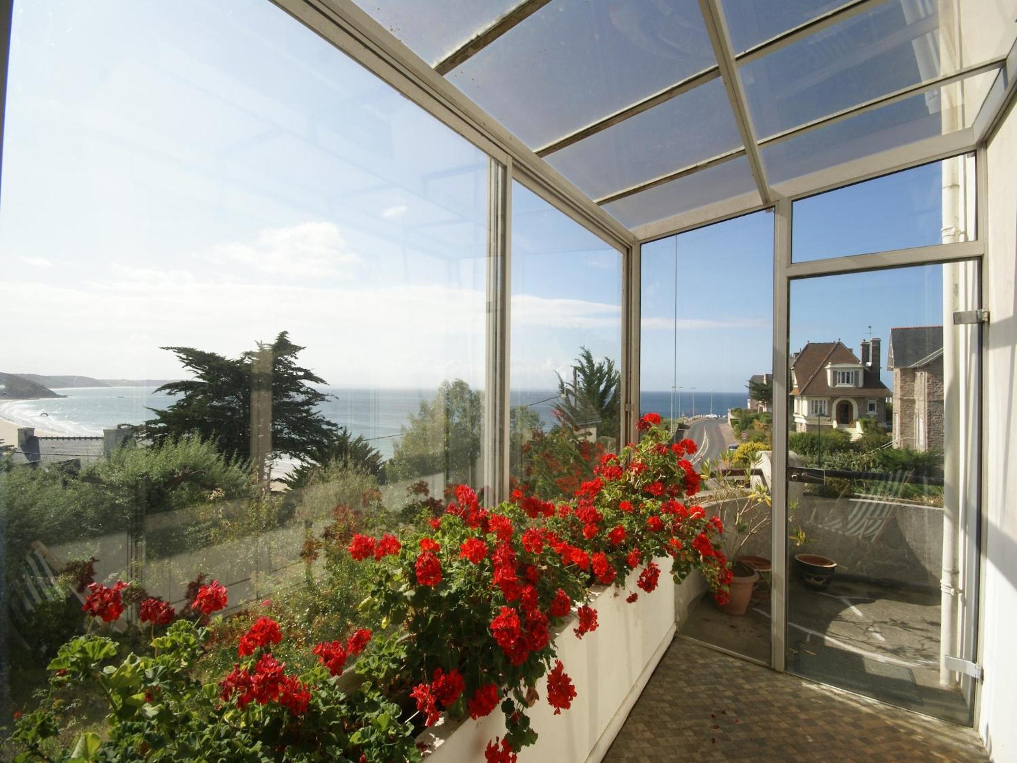 Beautiful Holiday Home With Sea View In Erquy Buitenkant foto